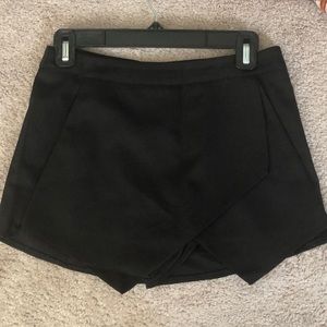 Missguided black skort